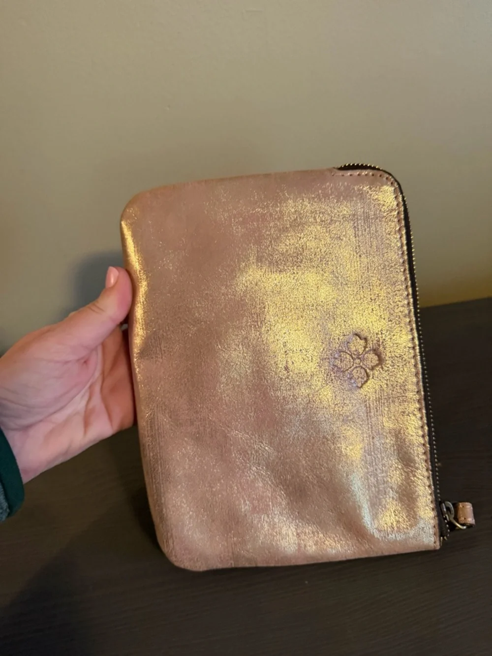 Patricia Nash Cassini Rose Gold Embossed Wristlet - Picture 4 of 8